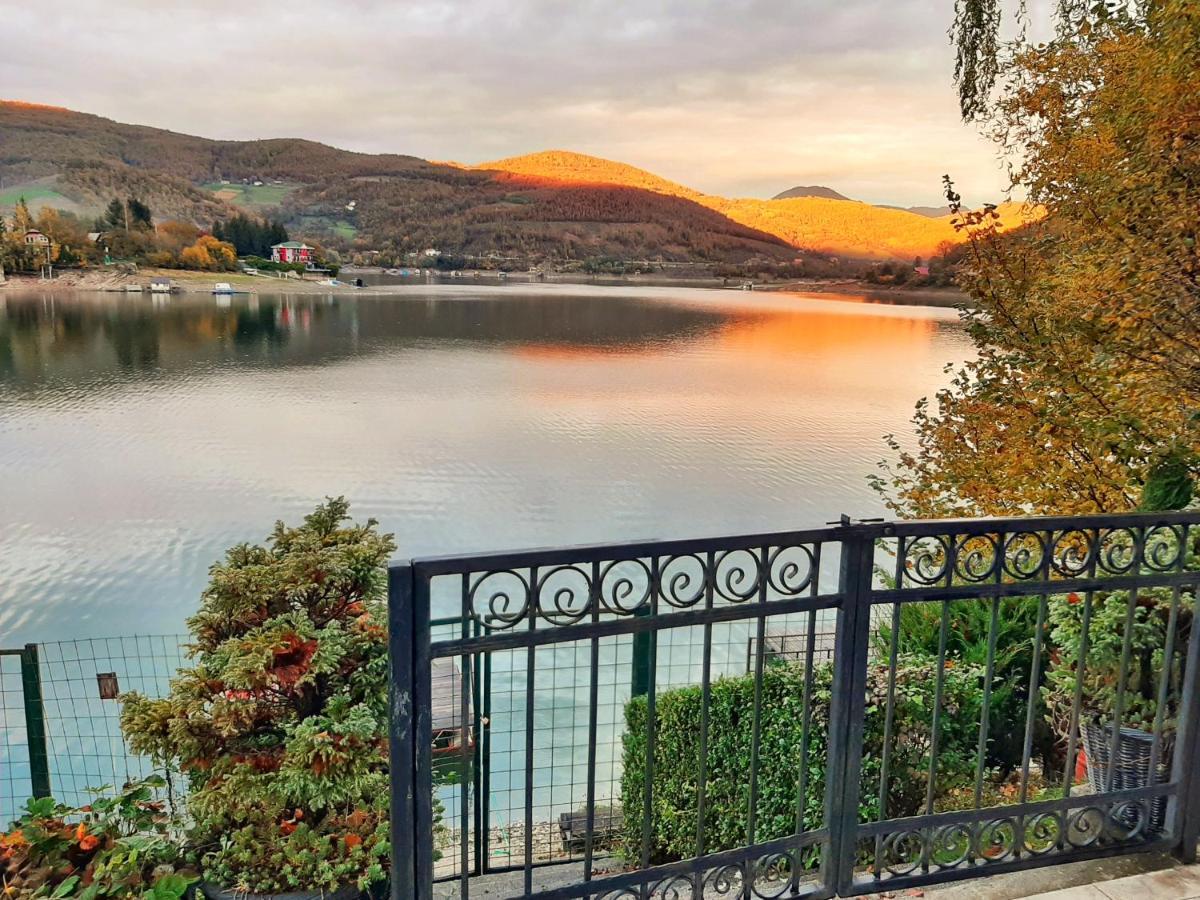 Lake House Νόβι Πάζαρ Εξωτερικό φωτογραφία
